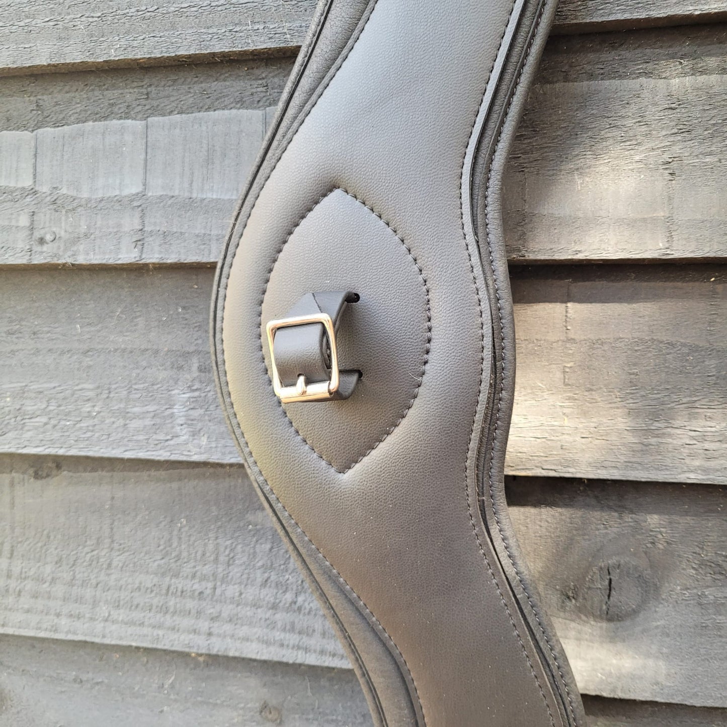 ProLite 50" Leather girth in Excellent Condition
