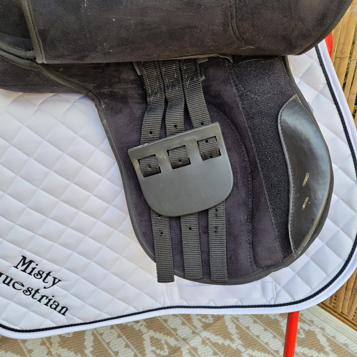 Rhinegold 17" Synthetic Black Saddle