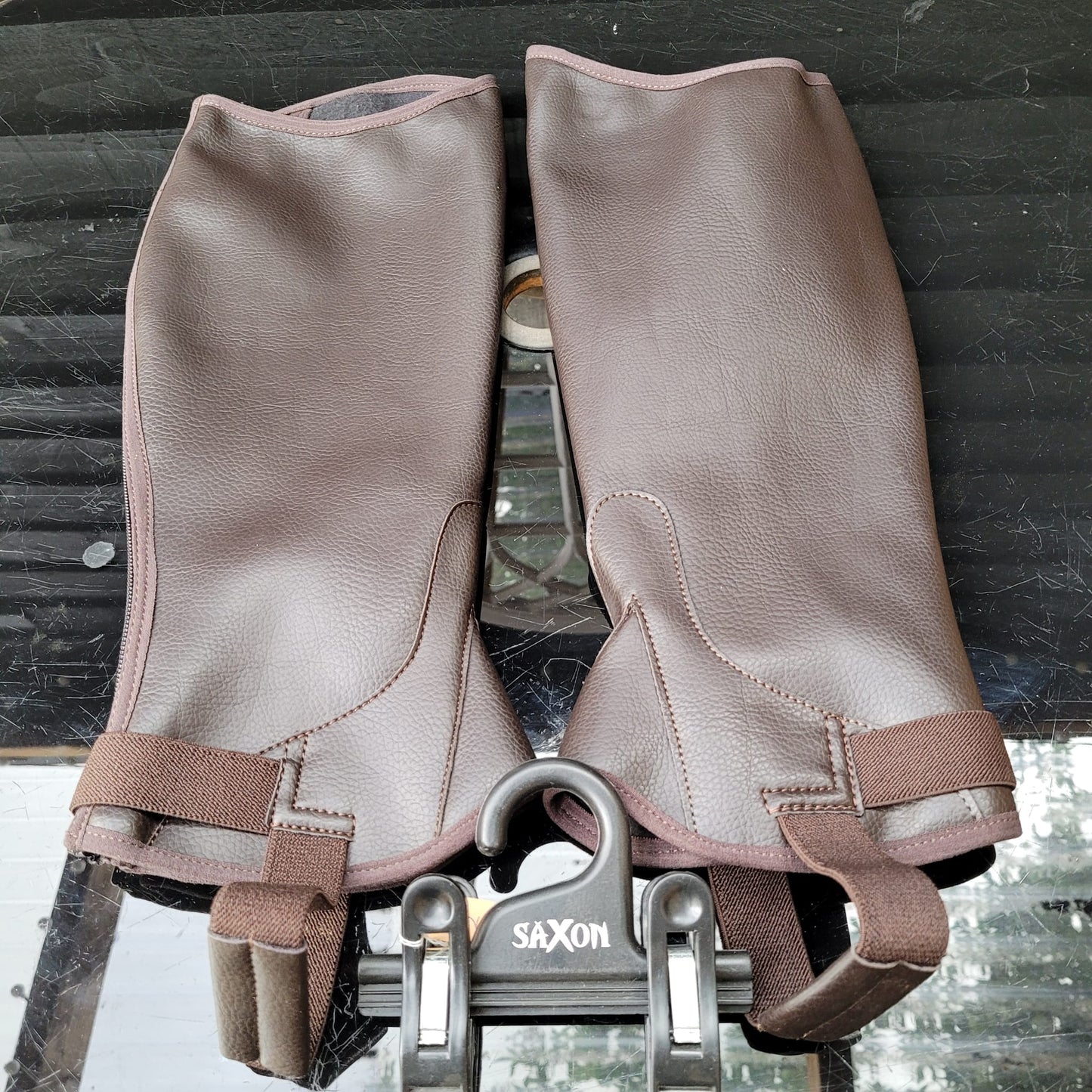 NEW Saxton Half Chaps in Brown (Size Large)