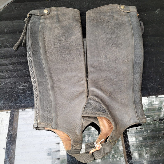Ariat Black Leather Half Chaps (Size Medium)