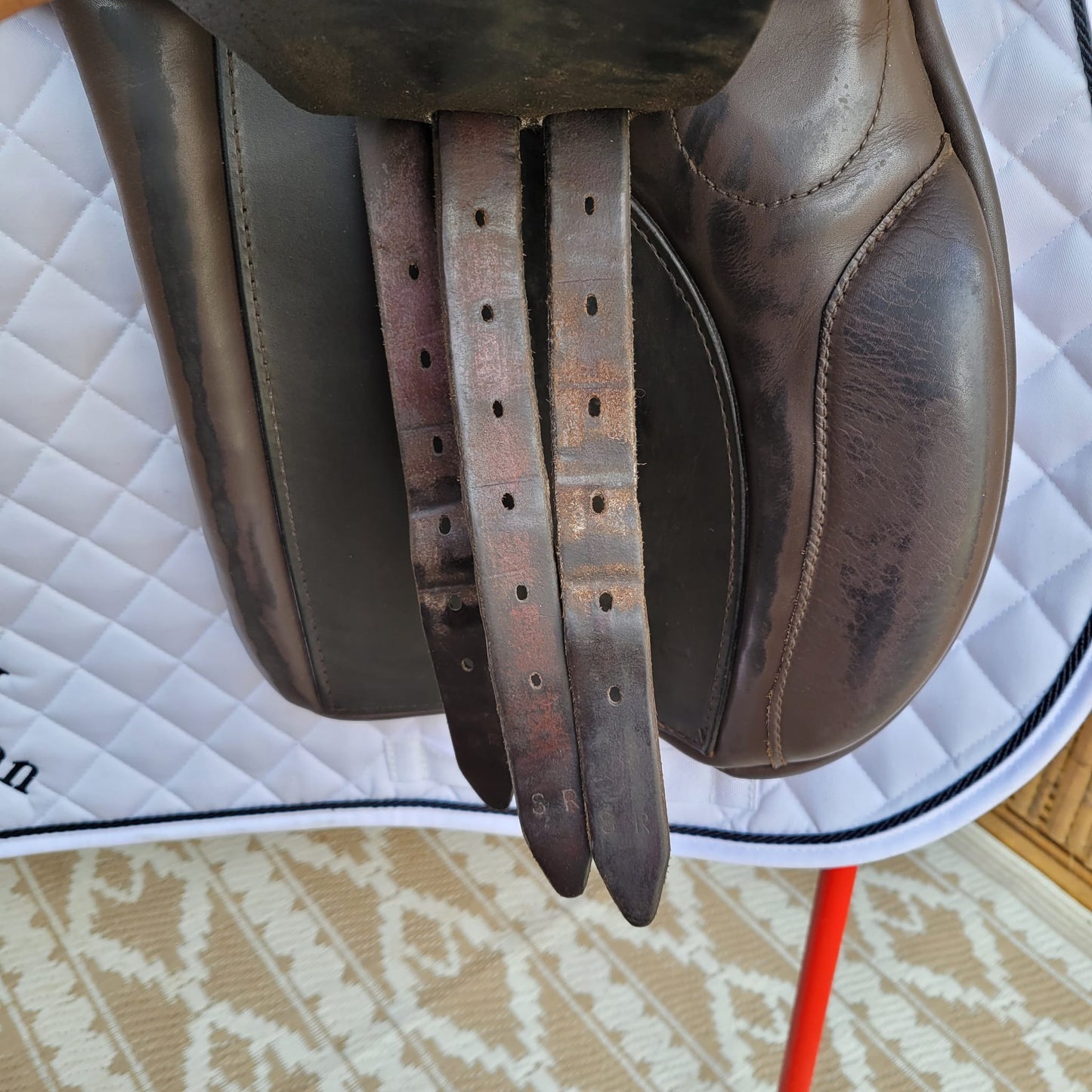 Berkeley 17" Wide Brown English Leather Saddle
