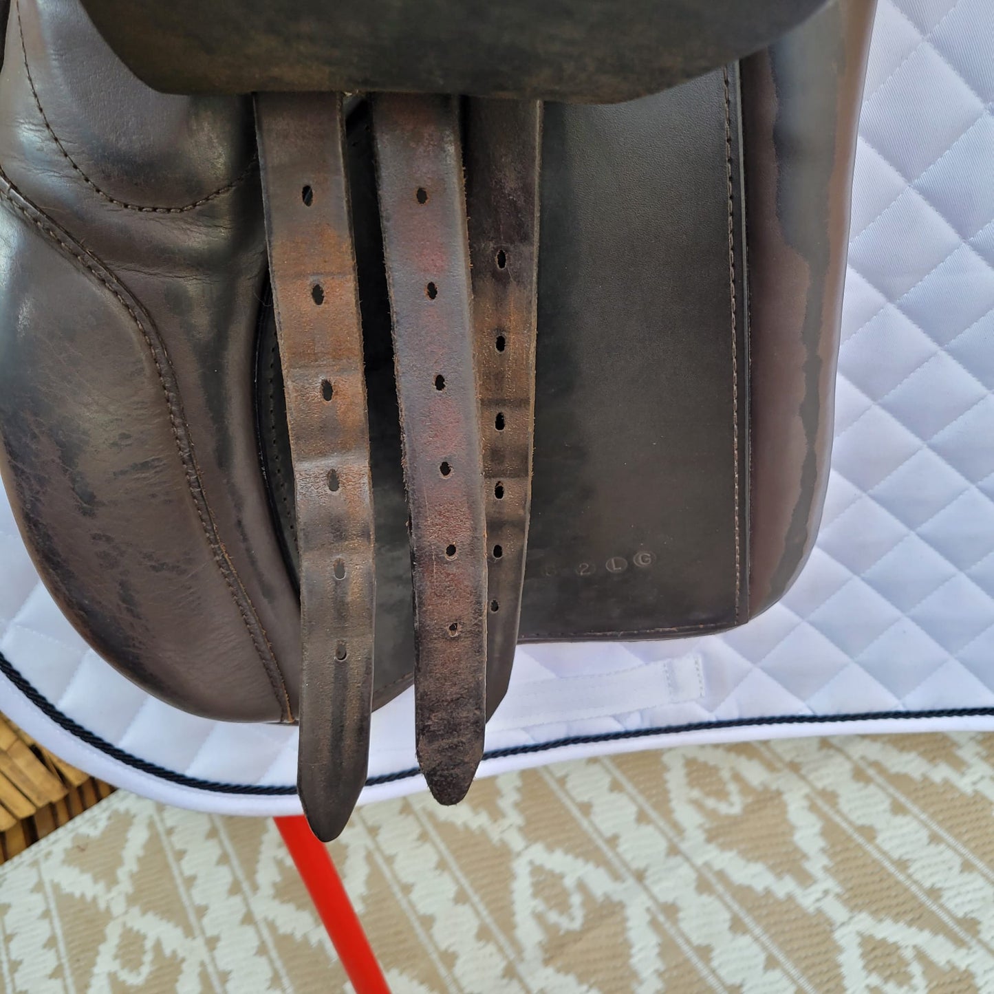 Berkeley 17" Wide Brown English Leather Saddle