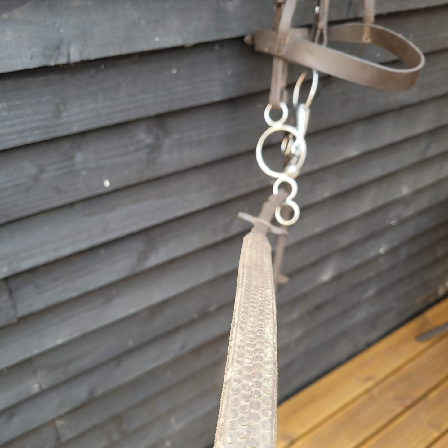 Brown Full Size Hunter Bridle with Reins, Windsor Martingale & 5.5" Gag Bit Good Used Condition.