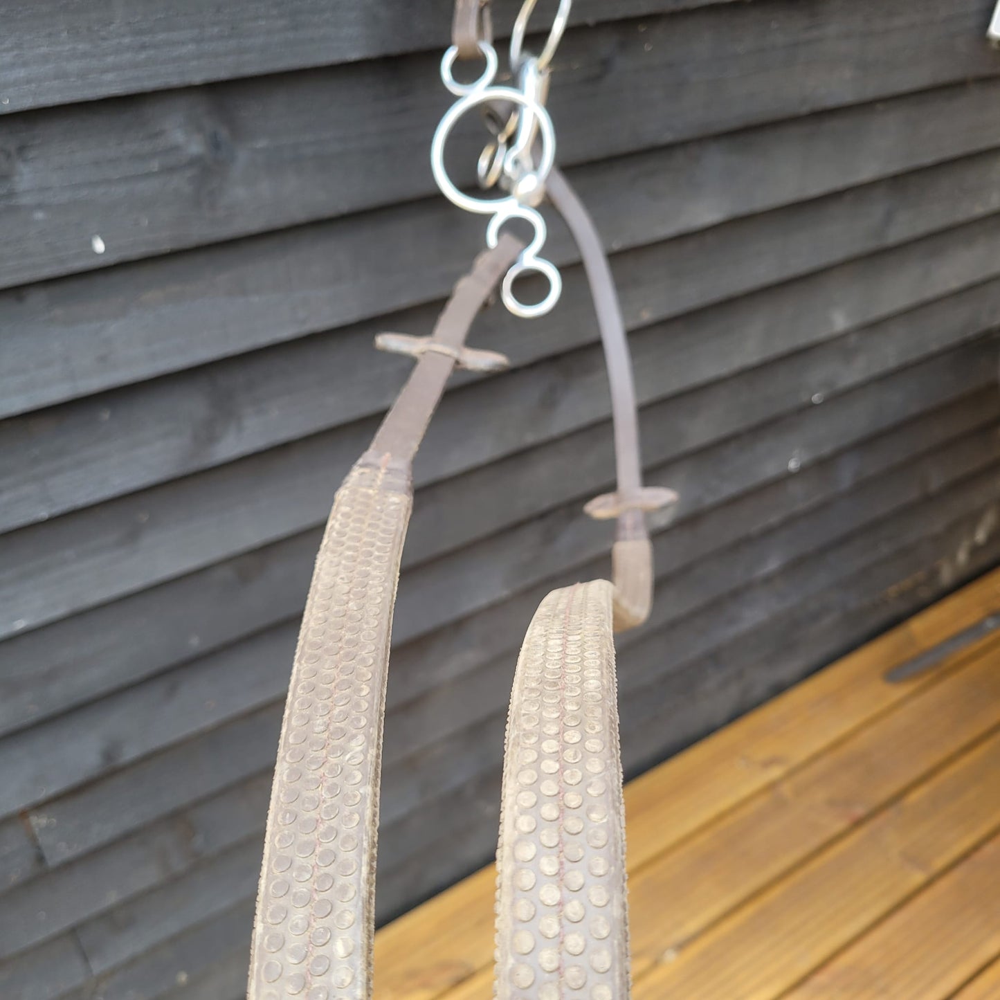 Brown Full Size Hunter Bridle with Reins, Windsor Martingale & 5.5" Gag Bit Good Used Condition.