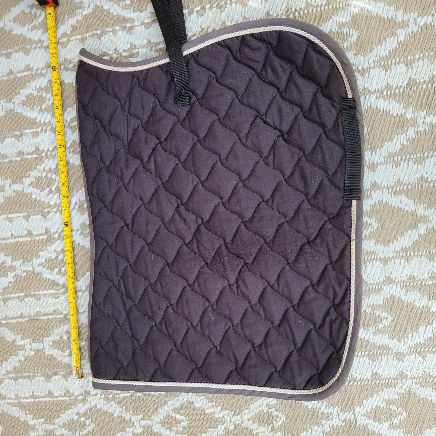 Black Saddle Pad Size Full Some Wear to The sides as Pictured