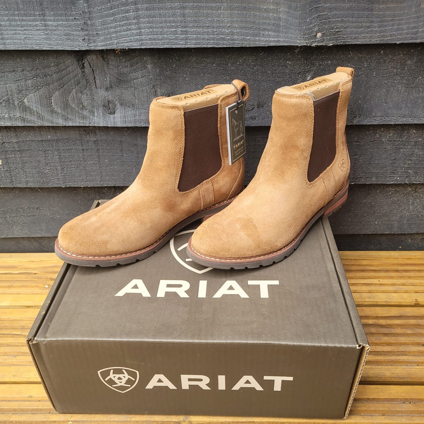 NEW Womens UK4 Ariat Wexford Waterproof Chelsea Boot Saddle Suede