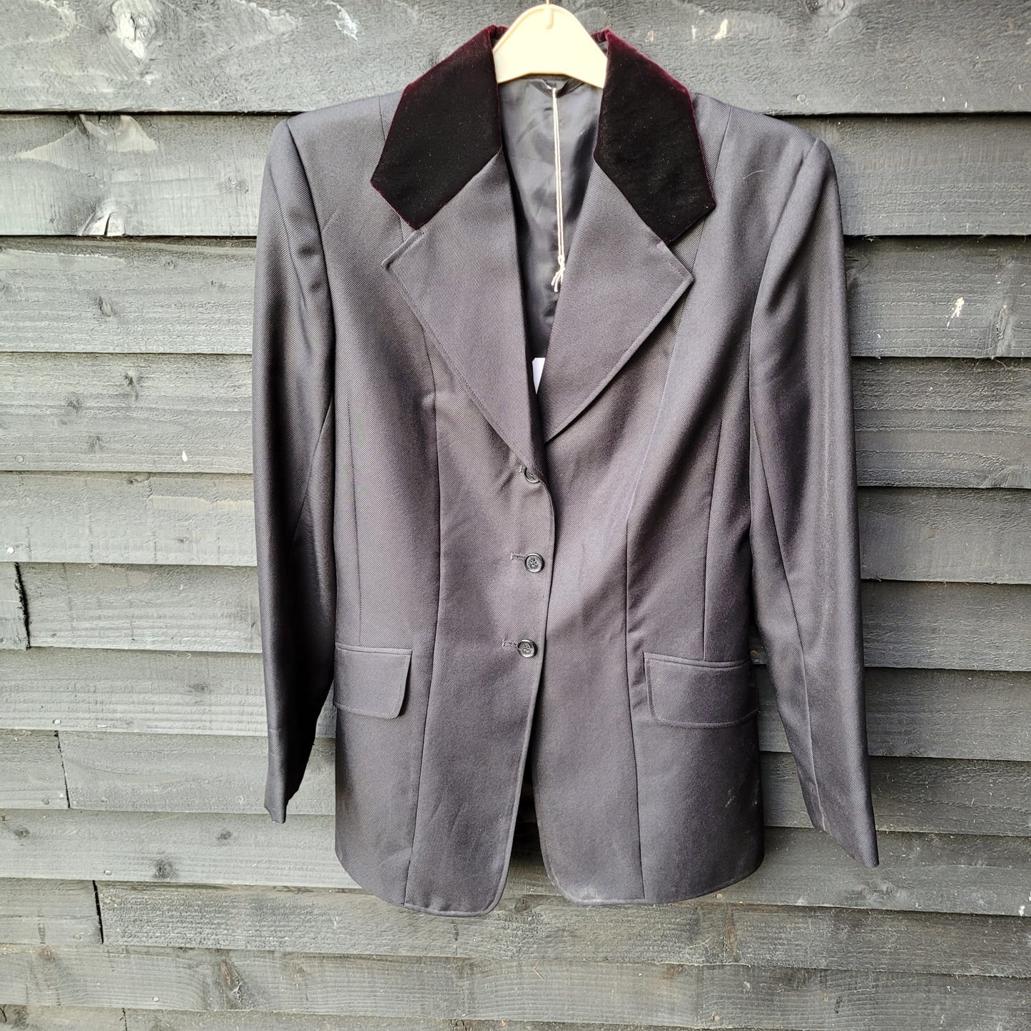Show Jacket in Black Size 14