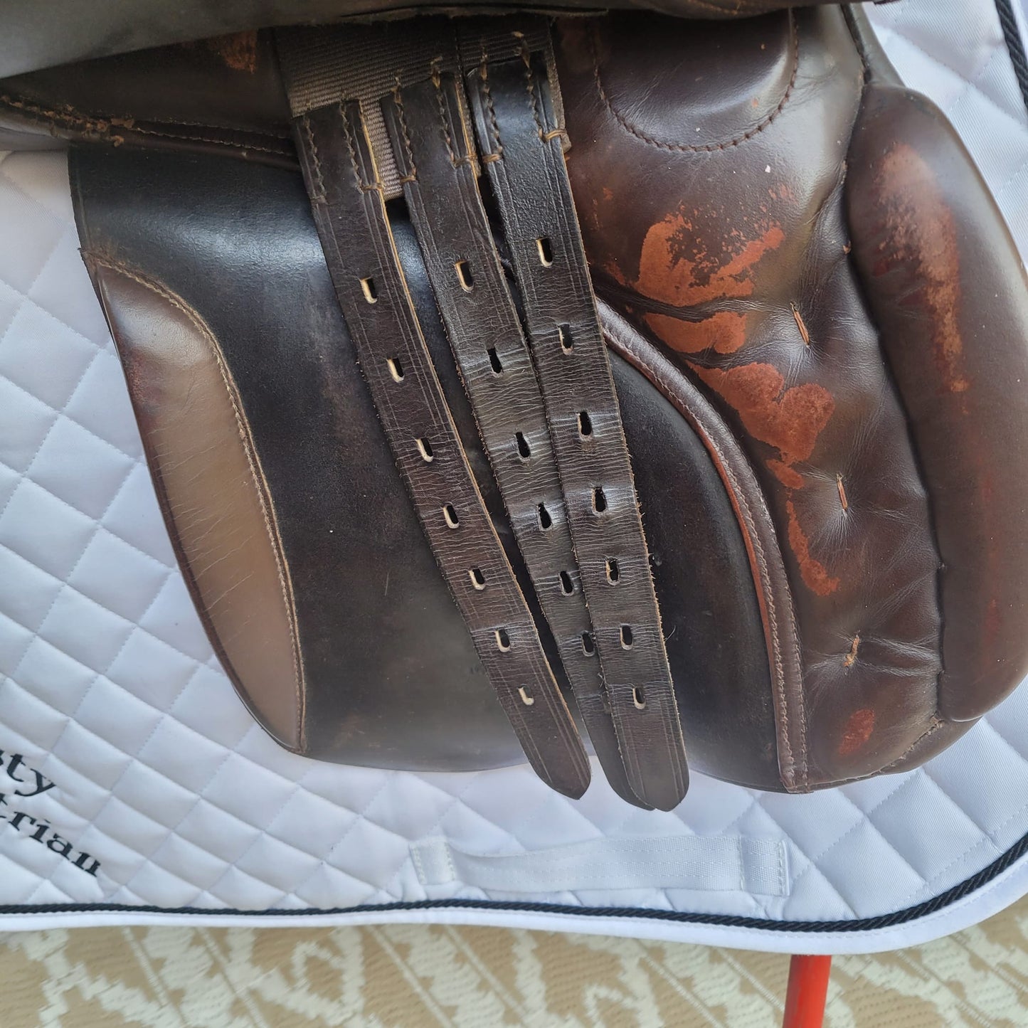 GFS Fieldhouse 18" Medium/ Wide GP Saddle